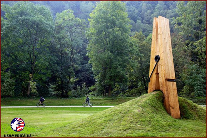 25 Mind-Boggling Sculptures That Break All the Rules